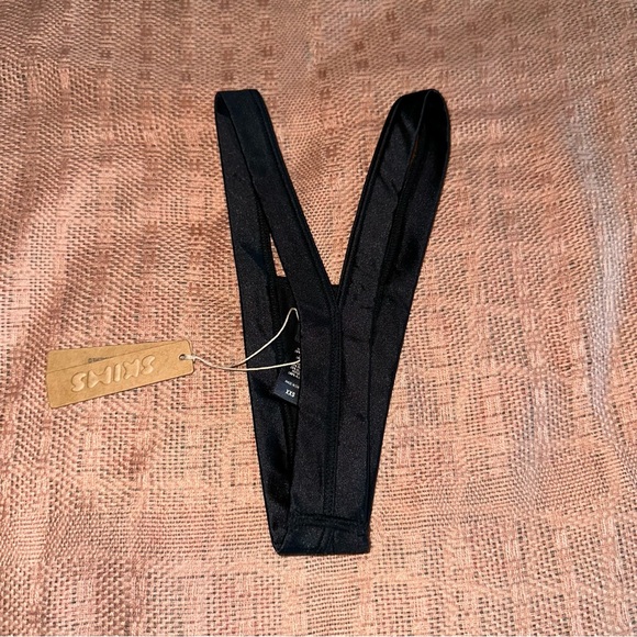 NWT Skims Satin Butterfly Thong - Picture 2 of 4